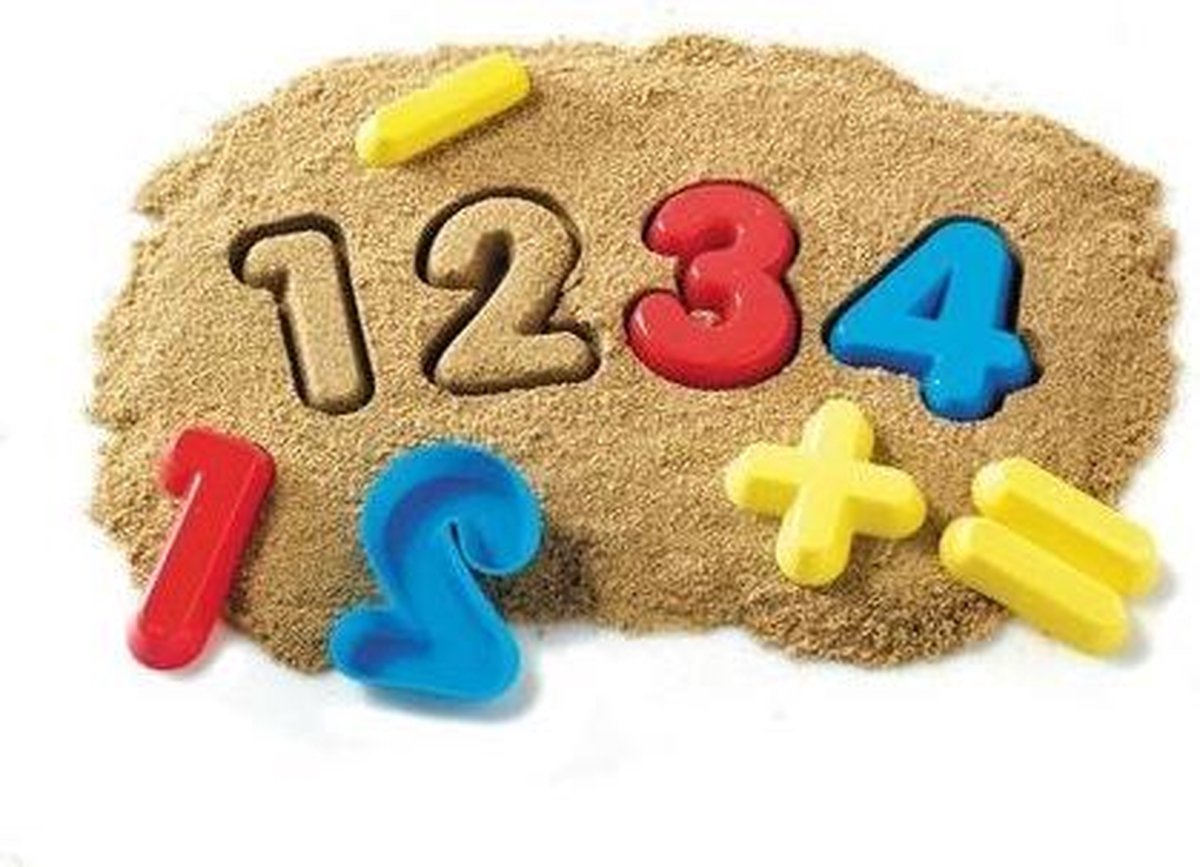 Sand formt Zahlen und Operationen