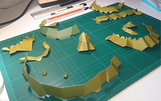 3D dieren vouwboek - Knip en plak je eigen 3D-kameleon en nijlpaard