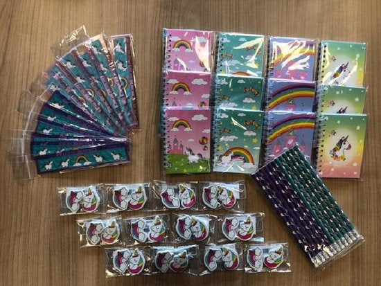 Komplettes Einhorn-Leckerli (12 Sets à 4 Stück)