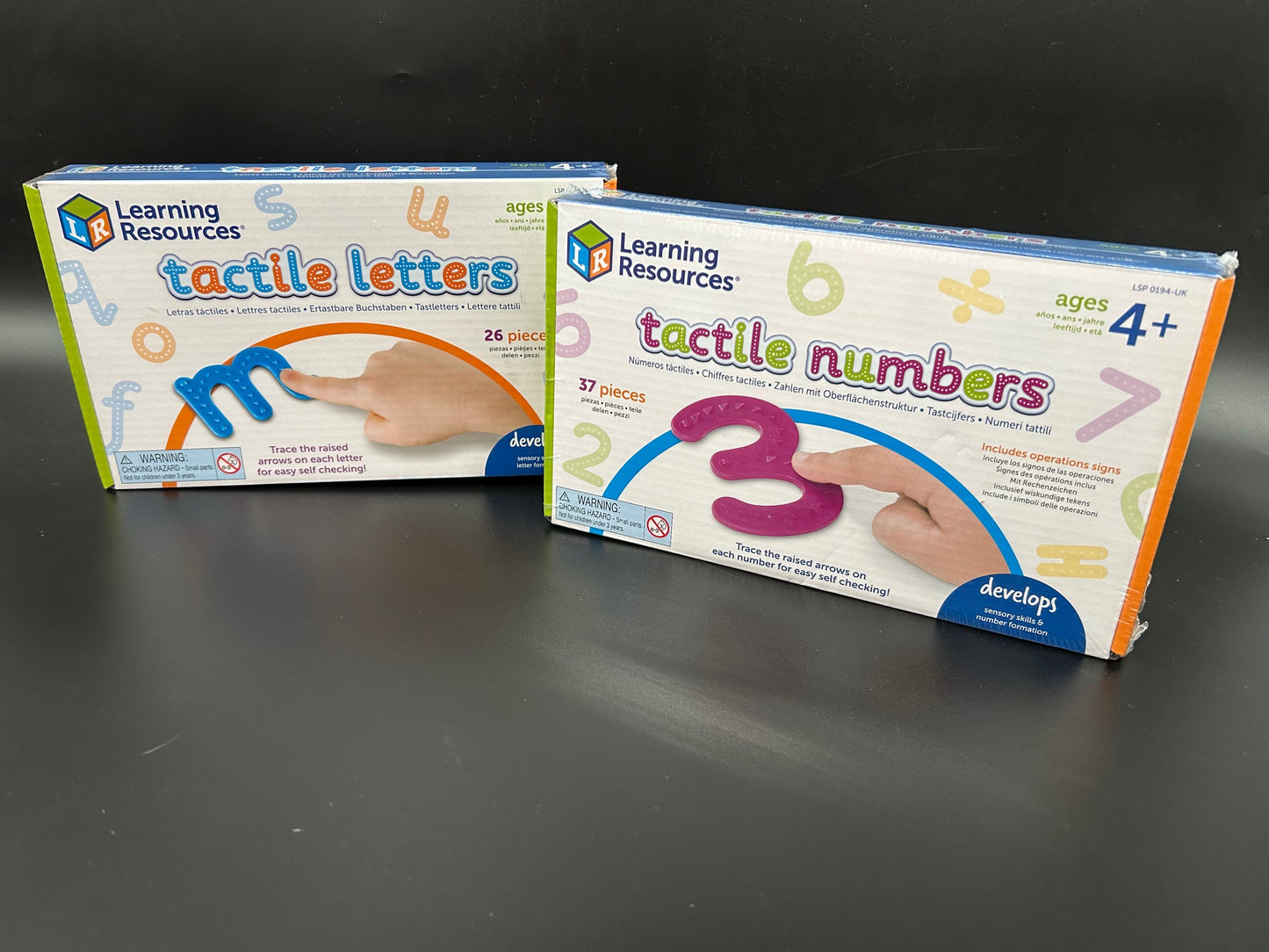 Voordeelset: Tactiele letters (26 st.) en Tactiele cijfers(37 st.)