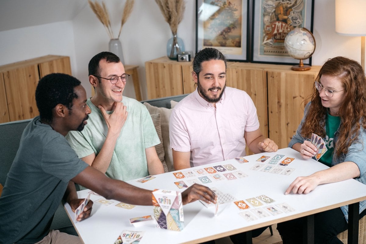 Splito – Teile alles (außer dem Gewinn)! Kartenspiel