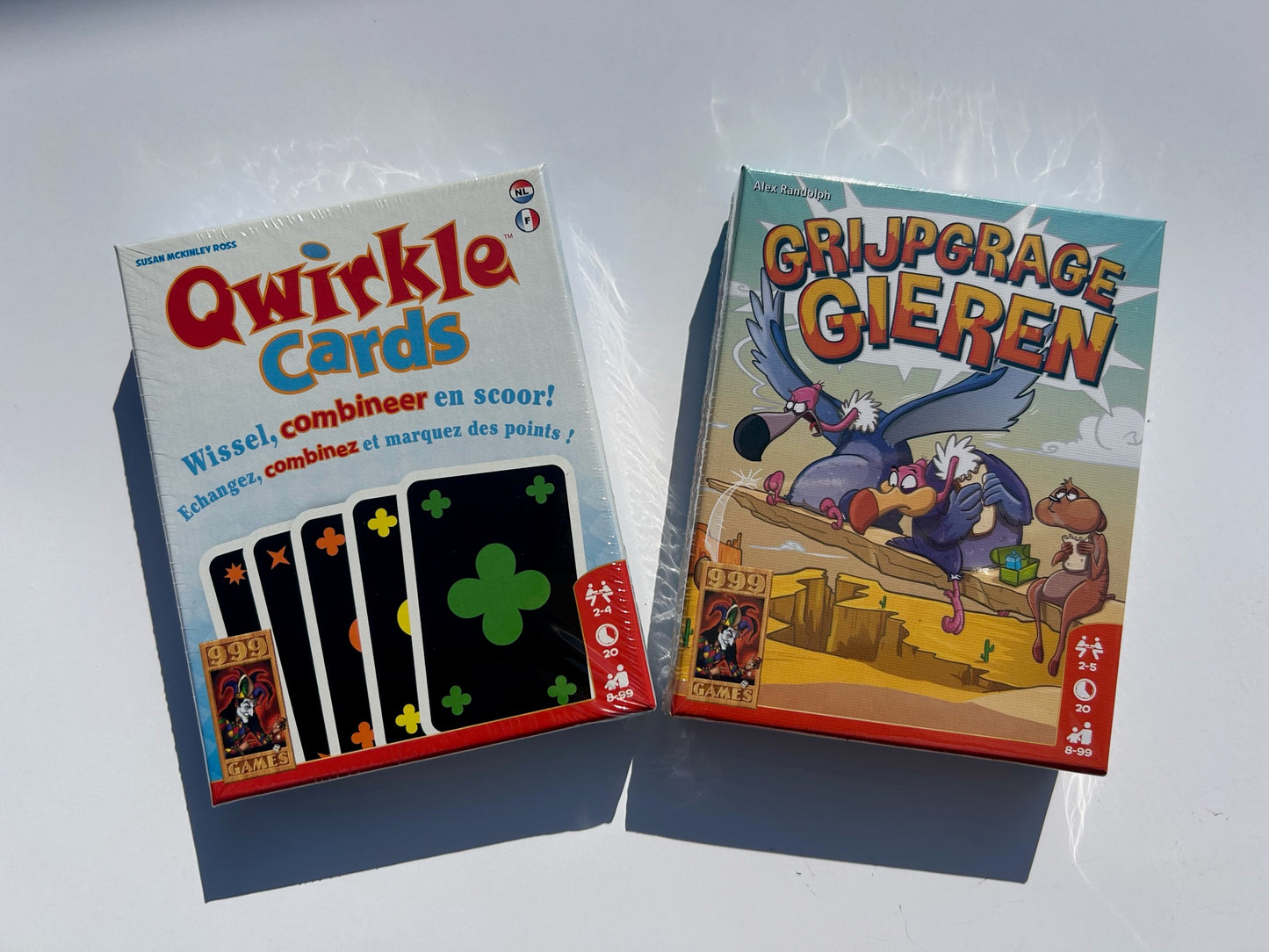 Qwirkle-Karten + Grabby Vultures (8+) Vorteilspaket