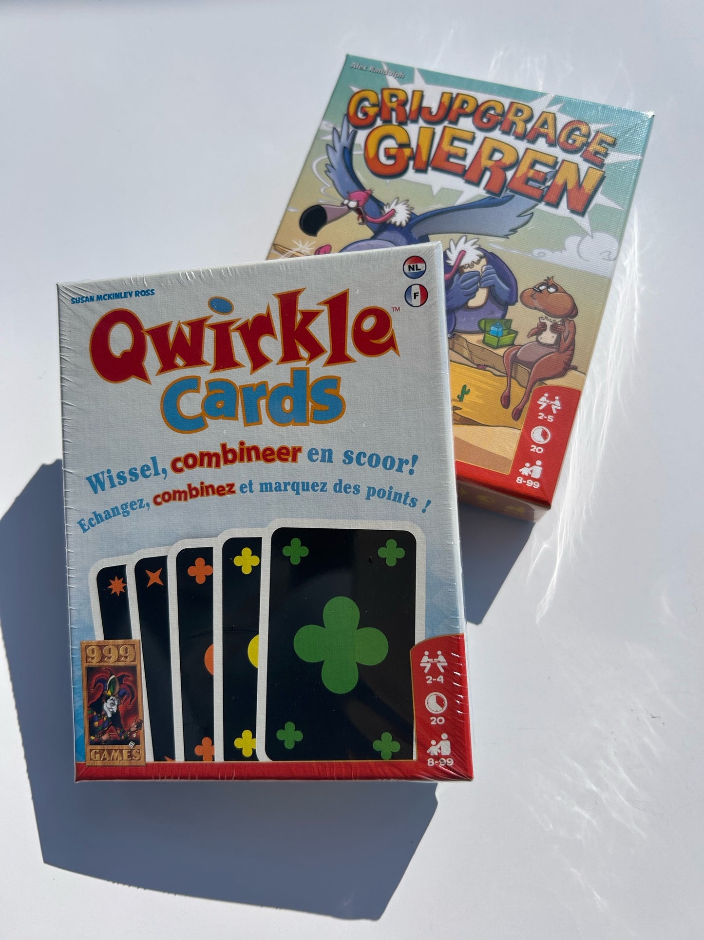 Qwirkle-Karten + Grabby Vultures (8+) Vorteilspaket