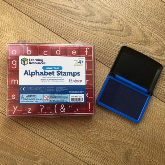 Alfabet stempels kleine letters (34 stuks) met stempelkussen!